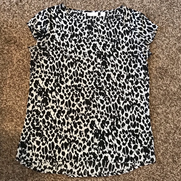 NY&Co Black&White Animal Print Blouse Size Small - Picture 1 of 3